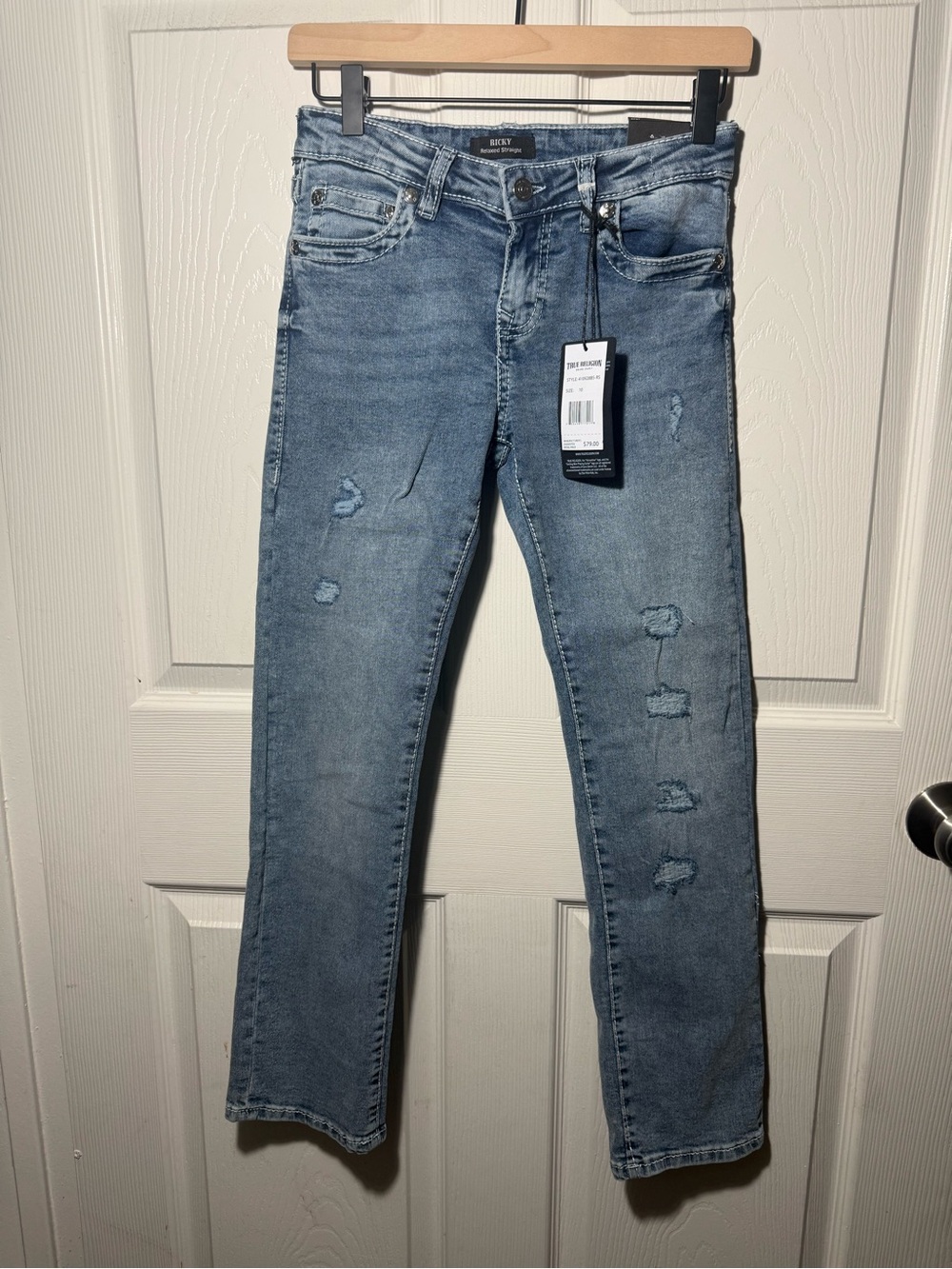 NWT True Religion Ricky Relaxed Straight Distressed Jeans Size 10